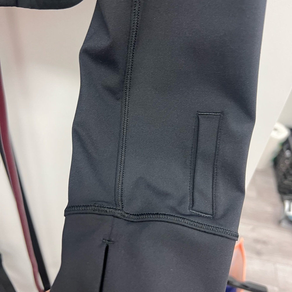 Lululemon Black Running Jacket - Picture 2 of 6